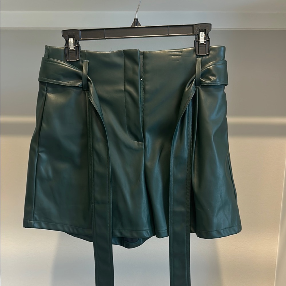 Elegant Green Faux Leather Shorts